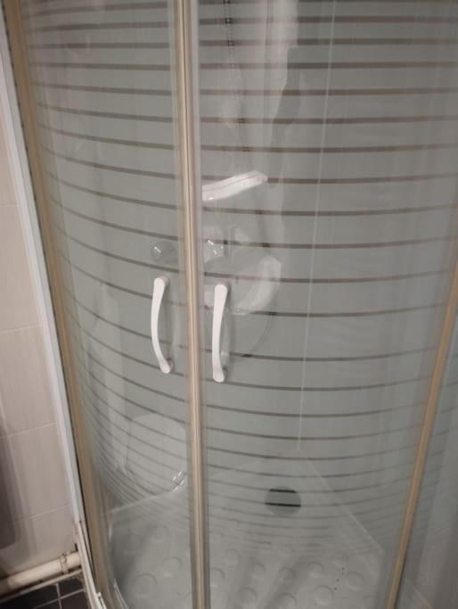 Appartement Studio équipé proche aéroport Paris CDG à Vemars Extérieur photo