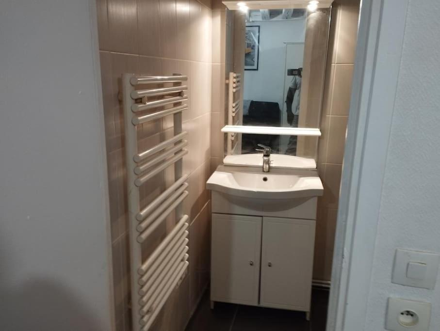 Appartement Studio équipé proche aéroport Paris CDG à Vemars Extérieur photo