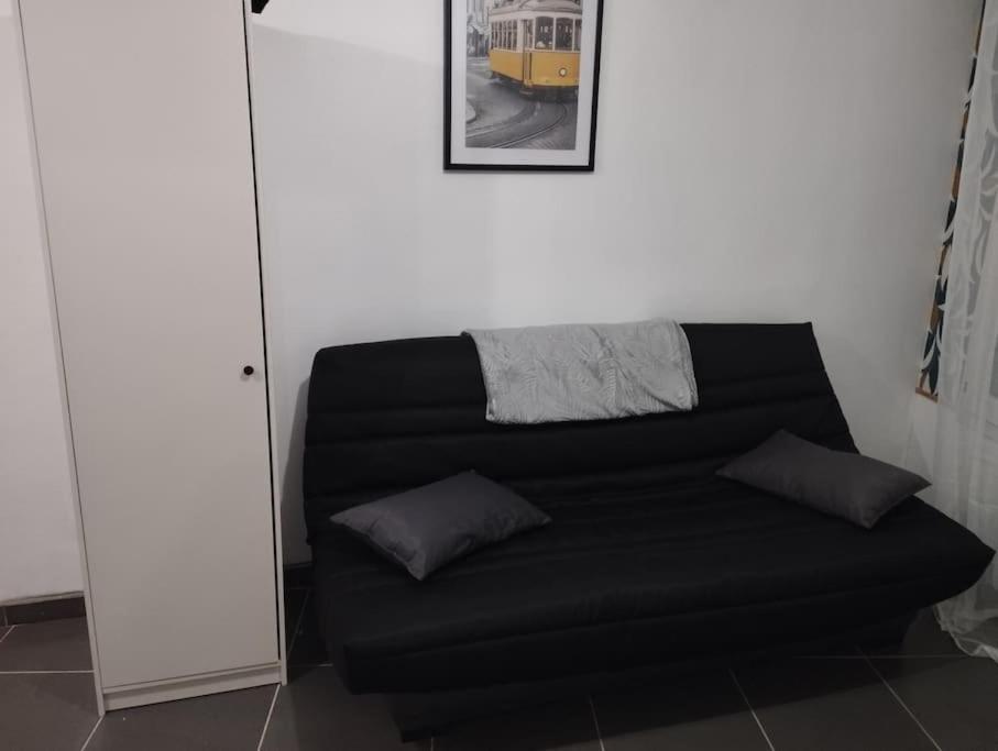 Appartement Studio équipé proche aéroport Paris CDG à Vemars Extérieur photo